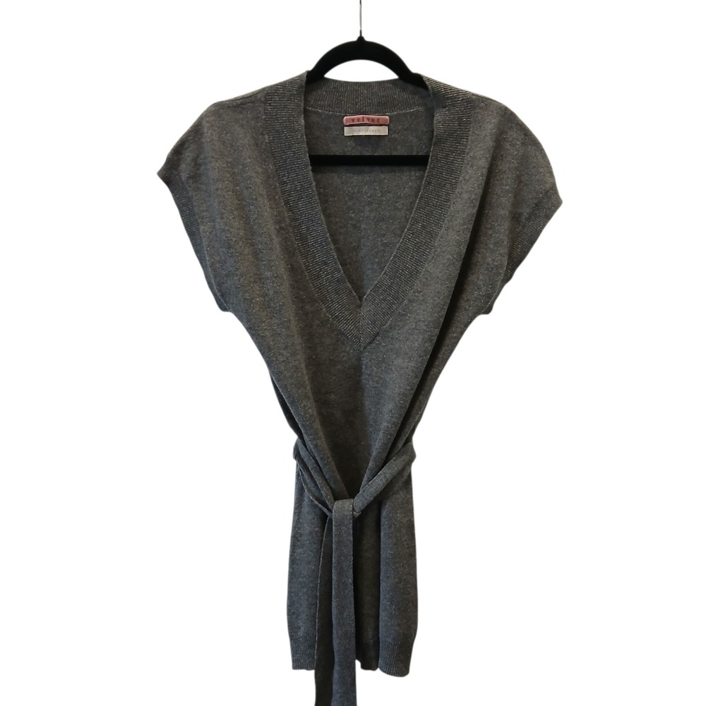 Velvet Graham Spencer 100% Cashmere Sweater Vest Gray Belted V-Neck Small Flaws